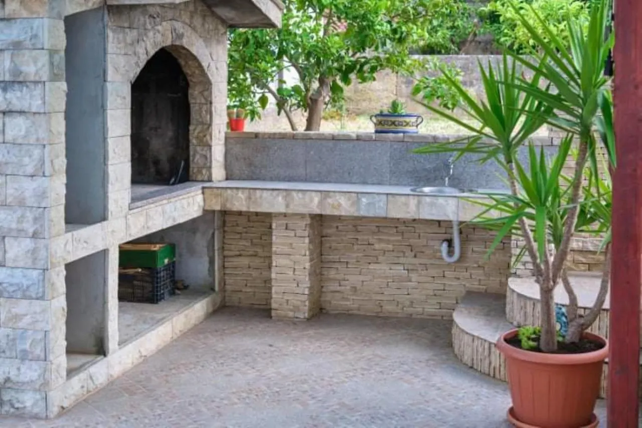 Apartments Simun - 15M From Beach Trogir